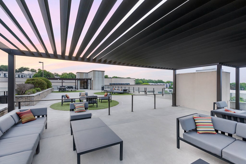 a view of the rooftop patio at the residences at omni louisville apartments