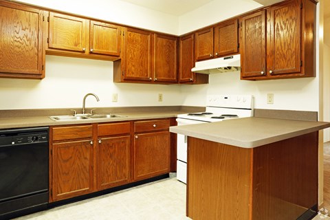 Lee's Landing Apartments