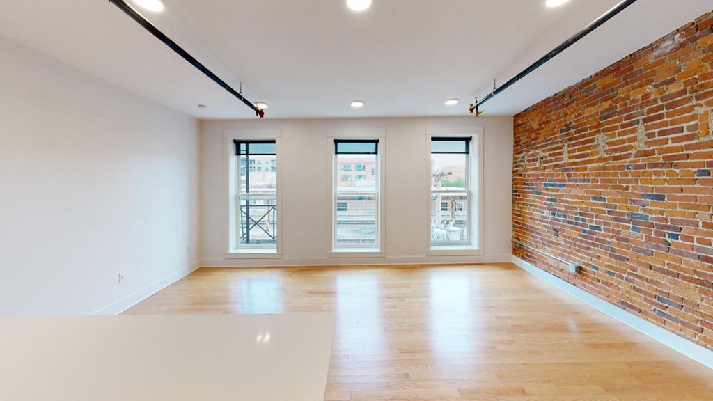 Fort Wayne - The Landing