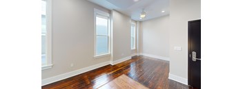 116 W Elder Street 304