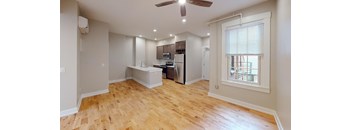 1409 Main St 401