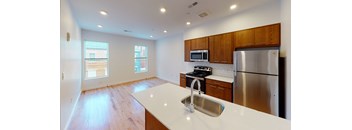 1512 Republic St 203