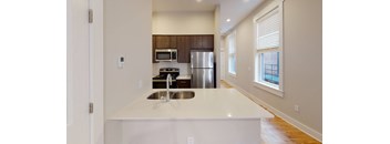 1604 Pleasant St 302