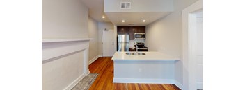 1606 Race St 202