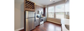 2436 Gilbert Ave 301