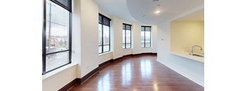 900  E McMillan St 210