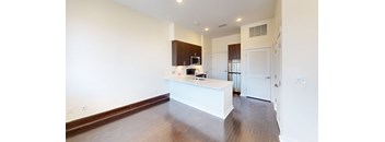 900 E McMillan St 214