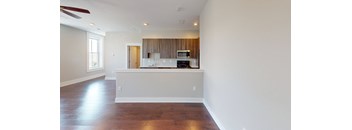901 E McMillan St 303