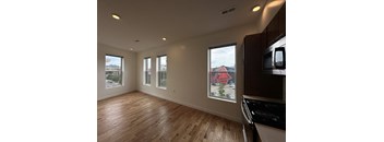 1600 Pleasant St 406