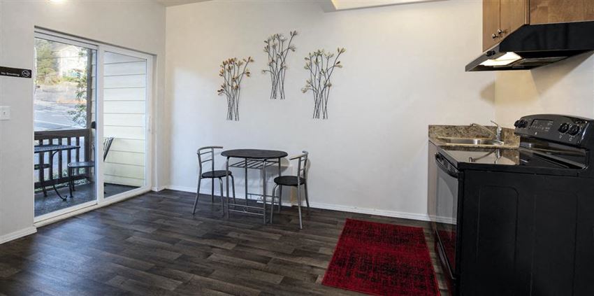 84th Ct NE Studio Apartment for Rent - Photo Gallery
