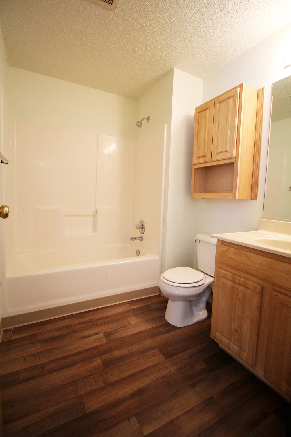 this is a photo of the bathroom in a 1 bedroom apartment at deer hill apartments in c