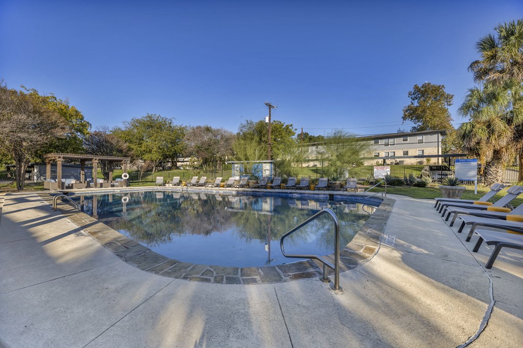 pool  at Sunset Ridge, San Antonio, TX