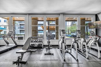 the gym at the landing of lake worth - Photo Gallery 25