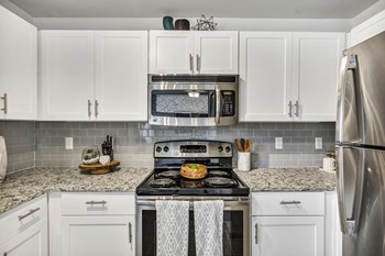 Sunset Ridge Kitchen - Photo Gallery 3