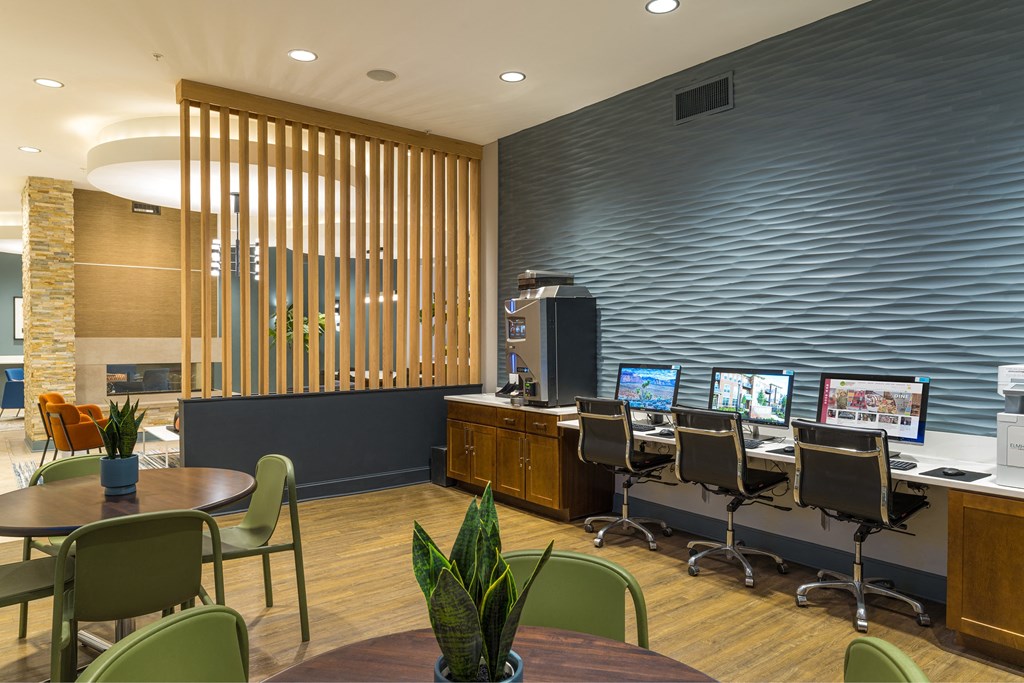 Business Cafe at Elmhurst 255, Elmhurst, IL, 60126