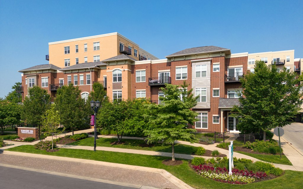 our apartments offer a clubhouse  at Elmhurst 255, Elmhurst, IL, 60126