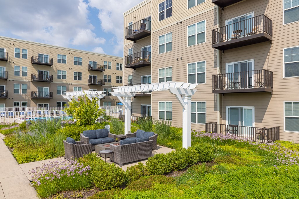 Outdoor Area at Elmhurst 255, Illinois, 60126
