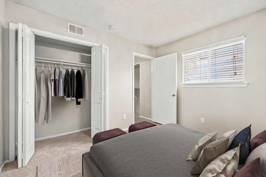Bedroom With Closet at The Hudson, Texas, 75006