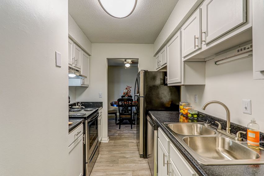 308 Plus Park Blvd 1-3 Beds Apartment, Townhouse for Rent - Photo Gallery