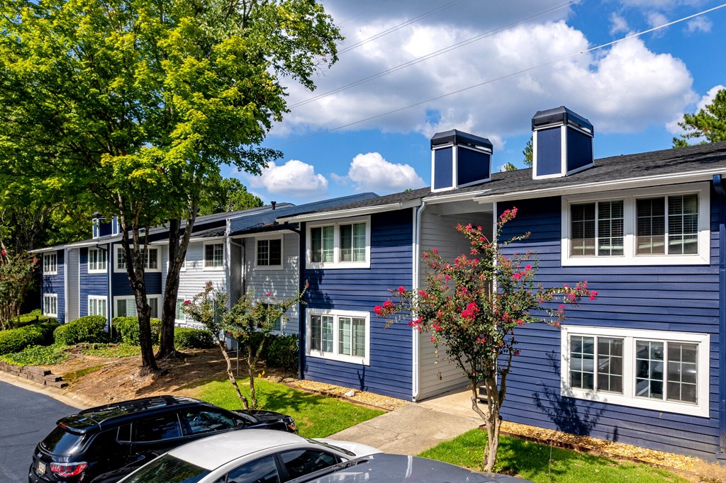 Exterior of modern apartment homes in Atlanta, GA