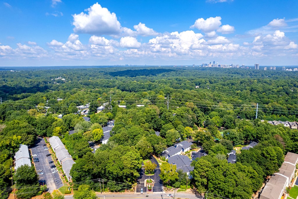 Apartments with Beautiful Landscaping in Atlanta, GA