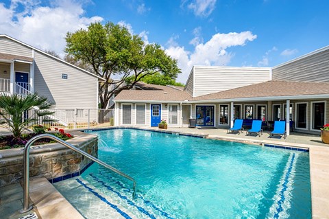 the swimming pool at the resort at governors residence