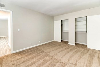 765 McMurray Drive 1-2 Beds Apartment, Townhouse for Rent - Photo Gallery 12