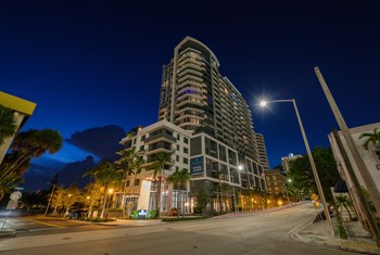 Building Night Time - Photo Gallery 3