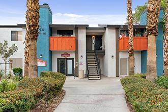 Tropicana Royale Outdoor Building
