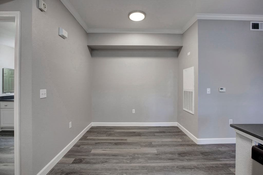 Broadleaf Apartments