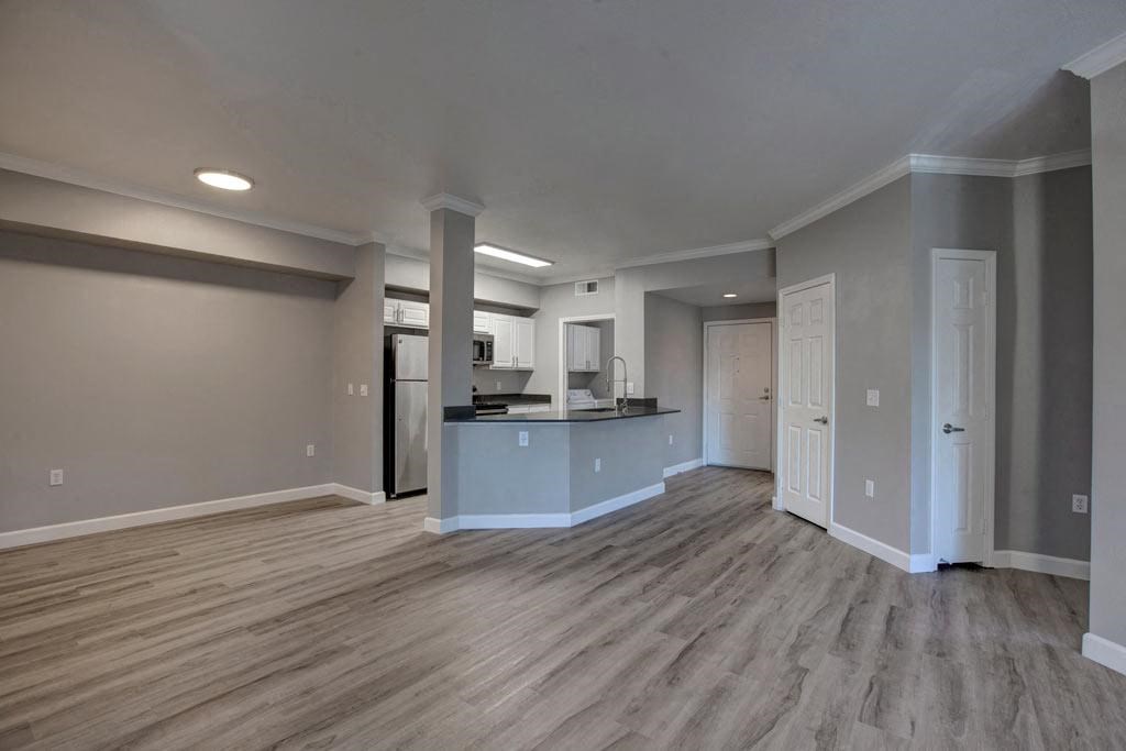 Broadleaf Apartments