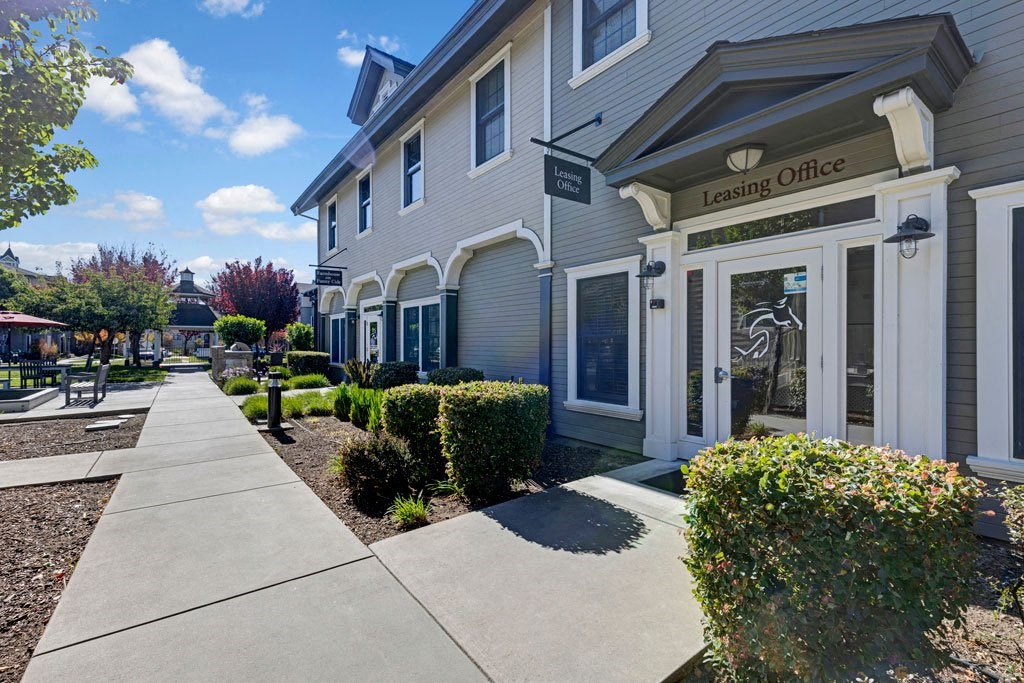 Saratoga Downs At Sheveland Ranch