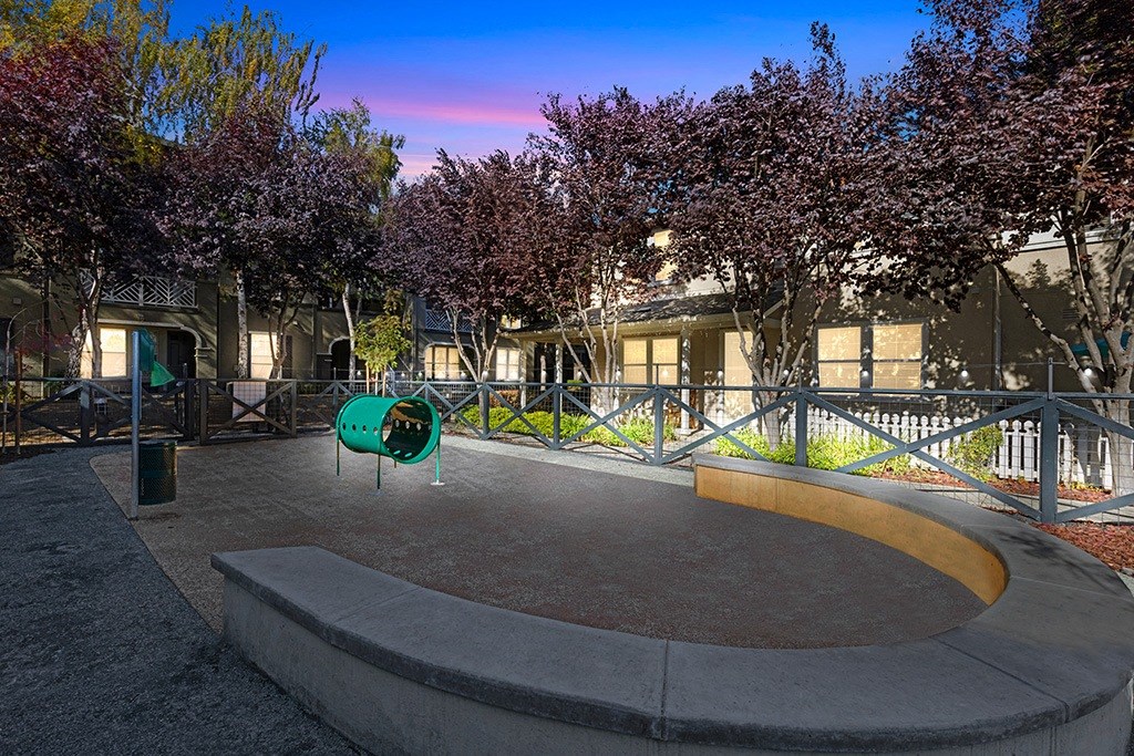 Saratoga Downs At Sheveland Ranch