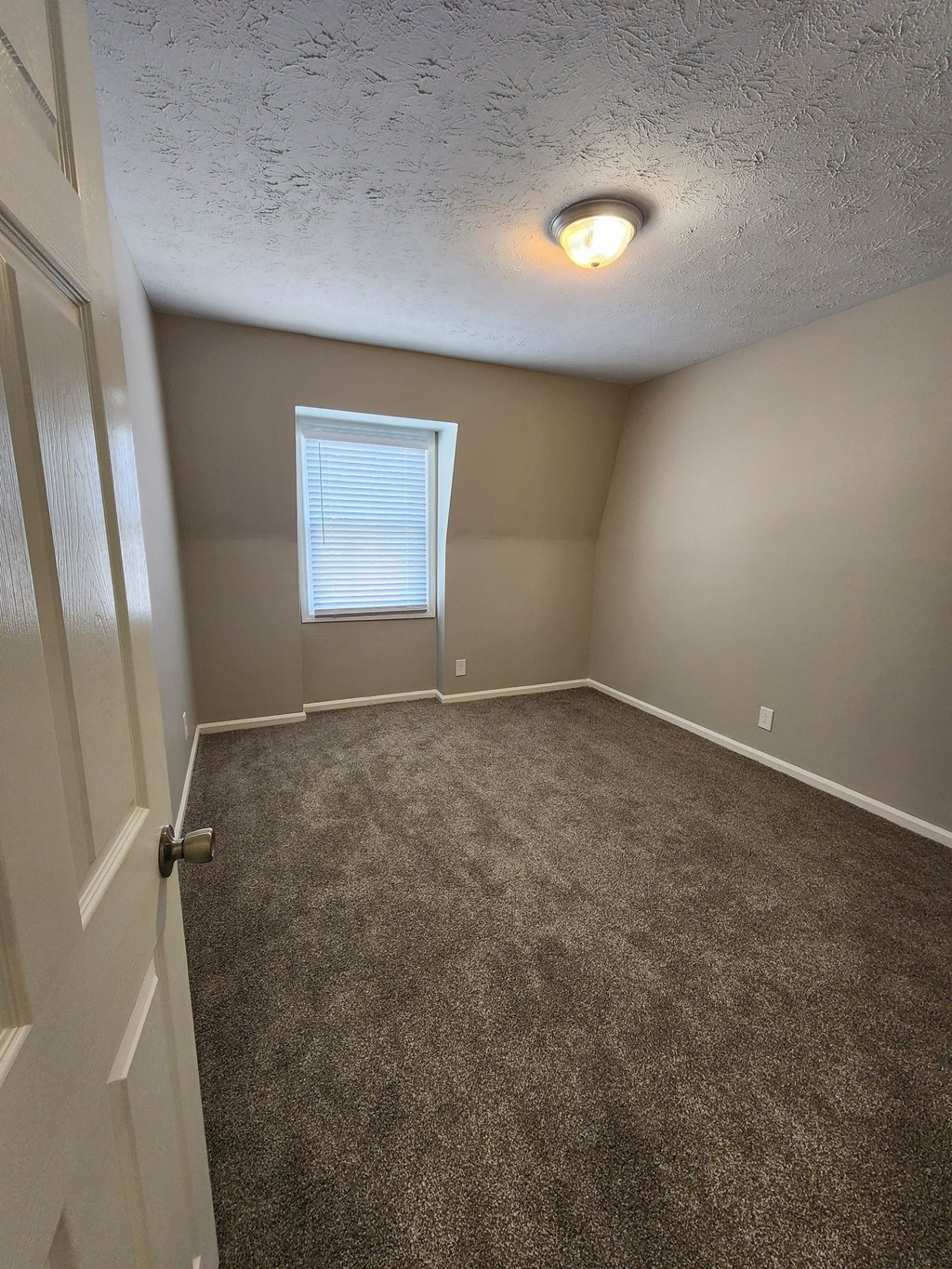 Hanley Lane - Bedroom