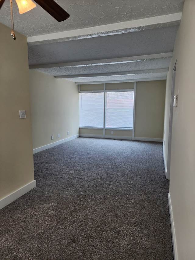 Huntley Ridge East Apartments