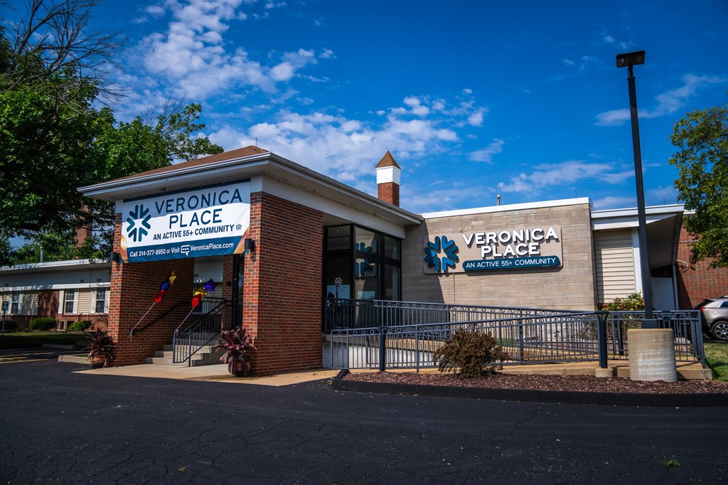 a building with a sign that says verona place