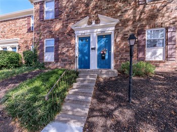6000 WestLake Dr, Studio-3 Beds Apartment, Townhouse for Rent - Photo Gallery 3