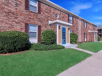 6000 WestLake Dr, Studio-3 Beds Apartment, Townhouse for Rent - Photo Gallery 2