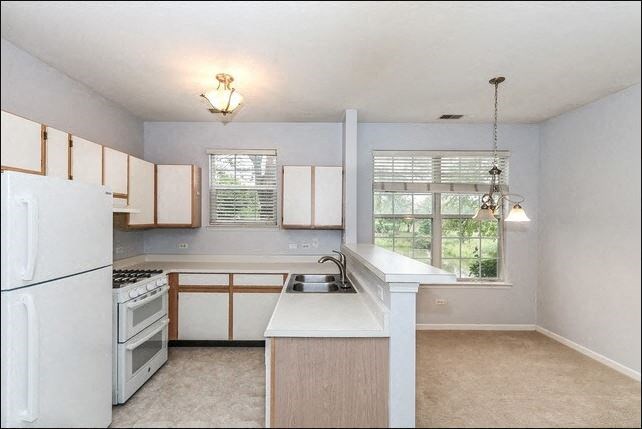 Randall Village Apartments- Crystal Lake, IL