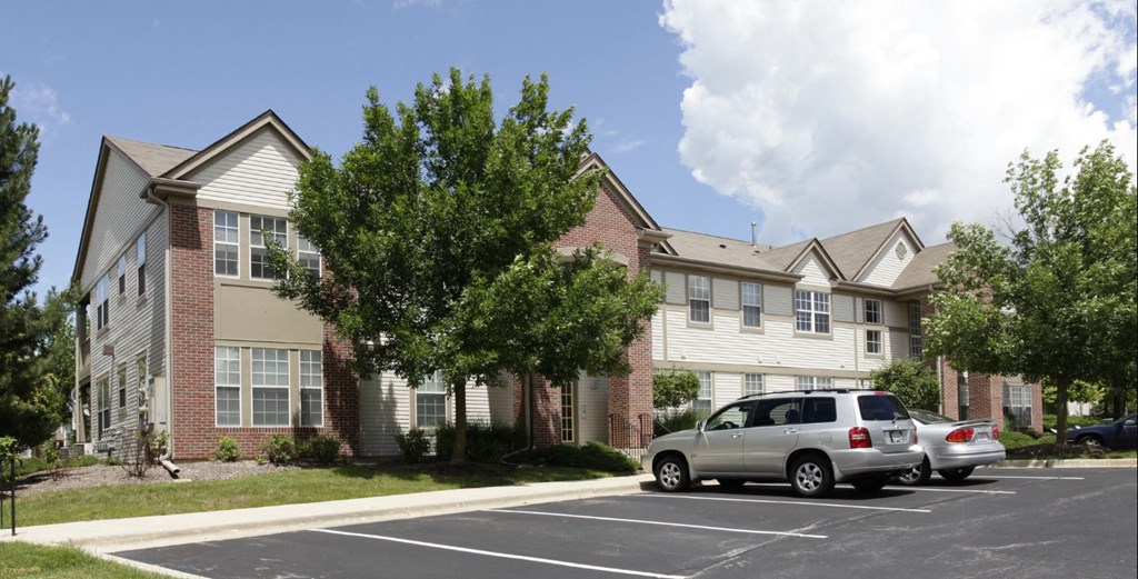 Randall Village Apartments- Crystal Lake, IL