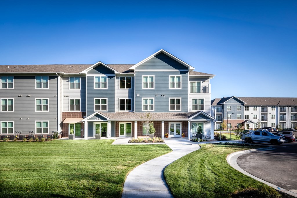 Property Exterior at The Edison at Bridlespur, Kansas City, MO, 64114