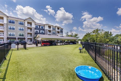 commons apartm at Aventura at Wild Horse Creek, Chesterfield, MO