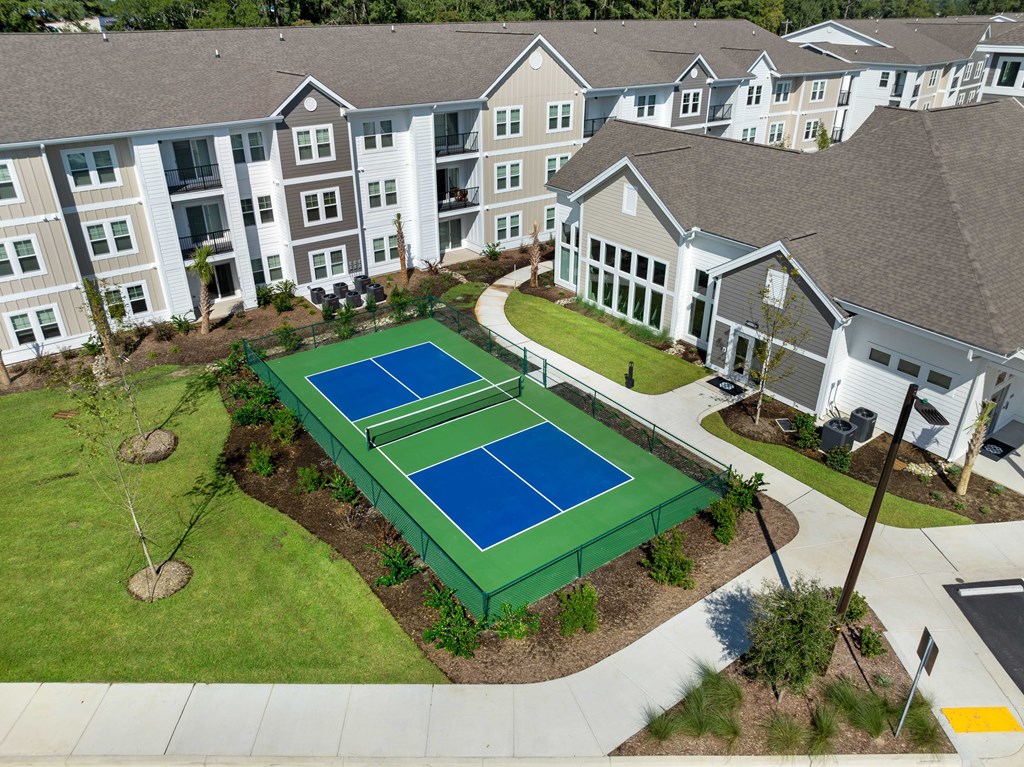 The Edison At Farrow Commons