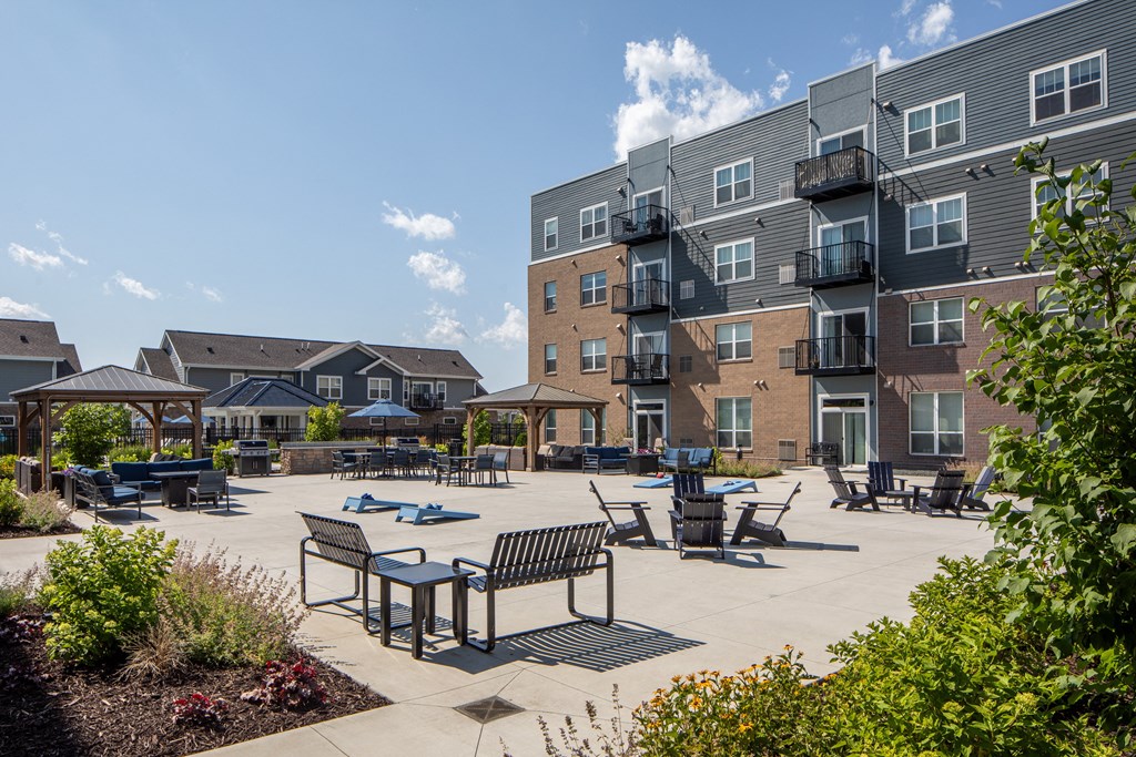 Outdoor Lounge Area at The Edison at Spirit Apartments in Lakeville, Minnesota