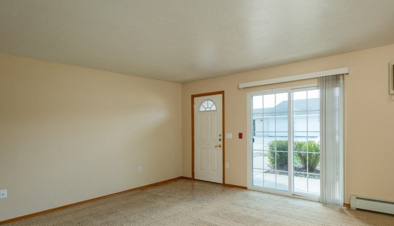 Riverwalk Lower Living Room 1 Bed/1Bath Riverwalk Lower Living Room 1 Bed/1Bath