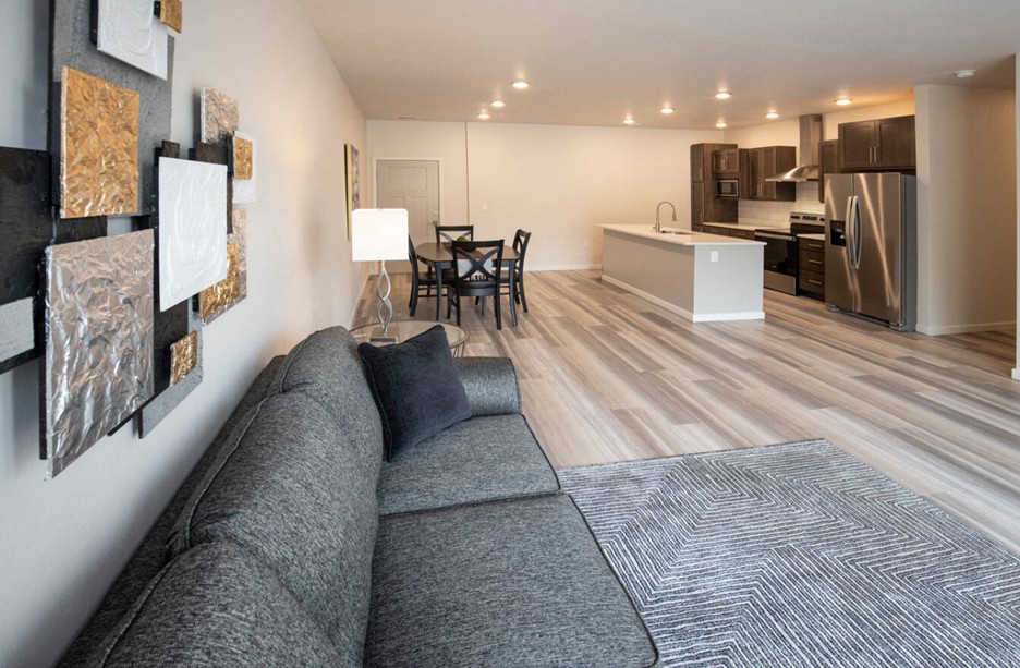 The Cove At Crystal Lake Apartments, 13561396 Crystal Cove Trail