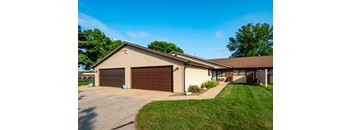 Pilgrim Way, Single Story Townhome