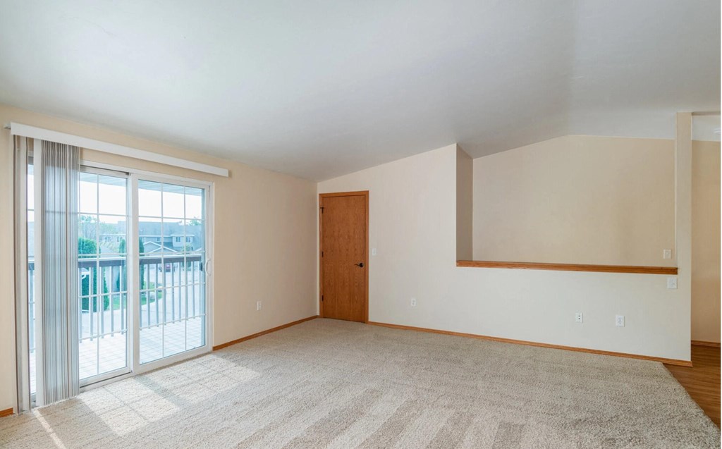 Upper Riverwalk Living Area, 1 Bed/1 Bath