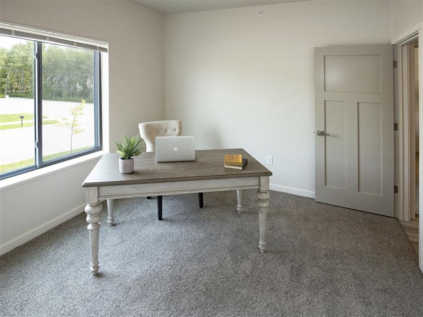 Crystal Cove Apartments, 1530 Crystal Lake Circle, Green Bay, WI RentCafe