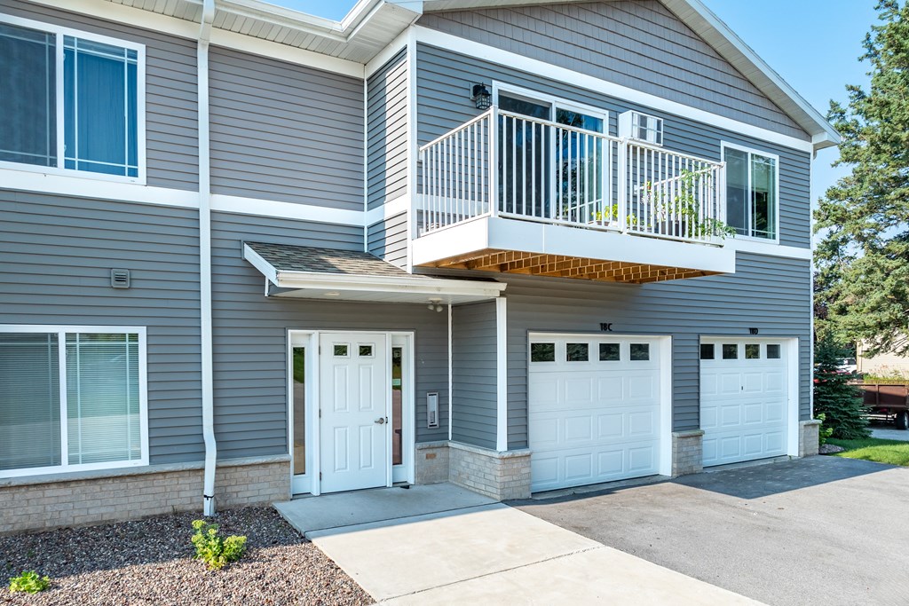 Riverbank Apartments